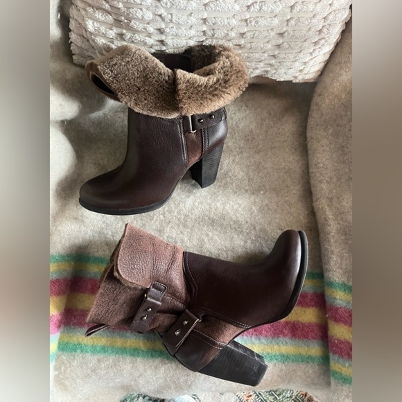 UGG Brown Ankle Boots with Plush Cuff - Picture 9 of 10